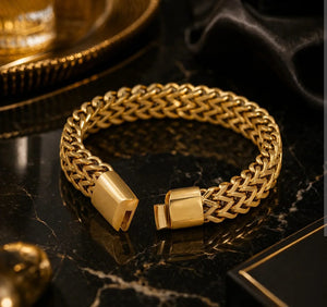 Premium Cuban Chain Bracelet Gold - Wrist Lifestyle